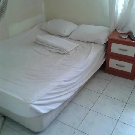 Deniz Guest house