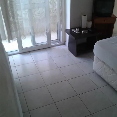 Guest house Deniz *