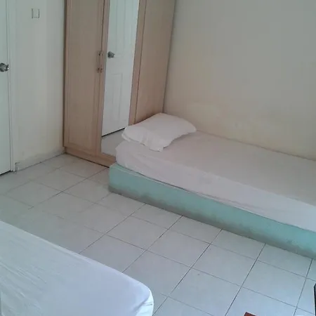 Deniz 게스트하우스 *