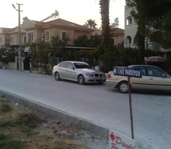Deniz فتحية